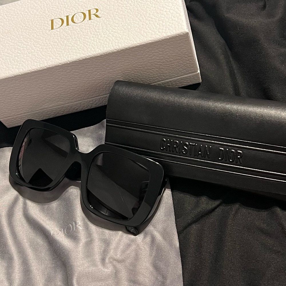 Like new Christian Dior sunglasses